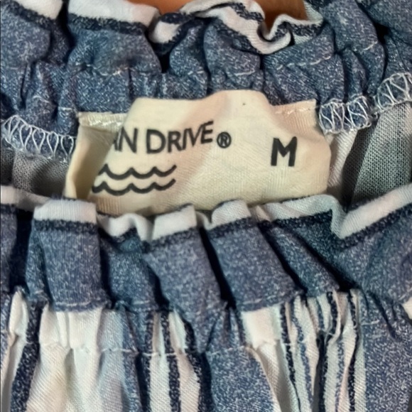 Ocean Drive Blue Flutter Sleeve Blouse - Picture 2 of 4